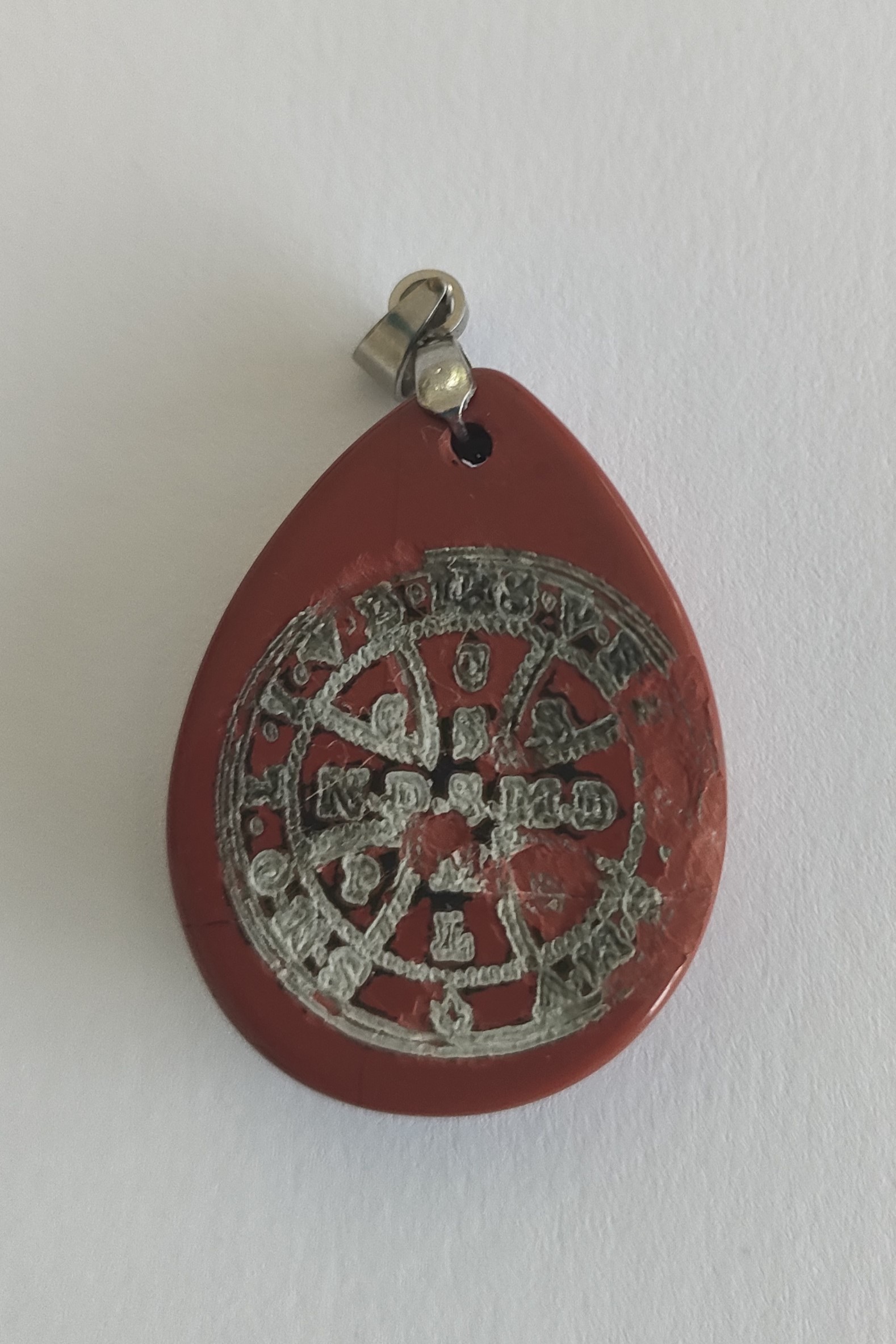 Pentacle sur pendentif n°03 : Médaille de Saint Benoît